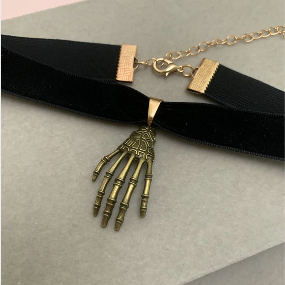 Halloween Skeleton Hand Black Velvet Choker Collar - Picture 5 of 9